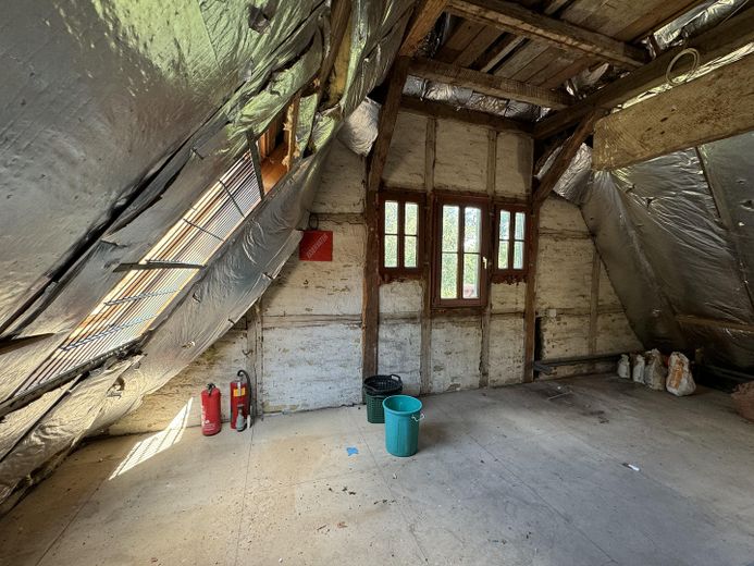 altes Forsthaus, Nebengebäude, 7600qm Grundstück, teilbar in 4 Baugrundstücke einzeln erwerbar – Dachboden