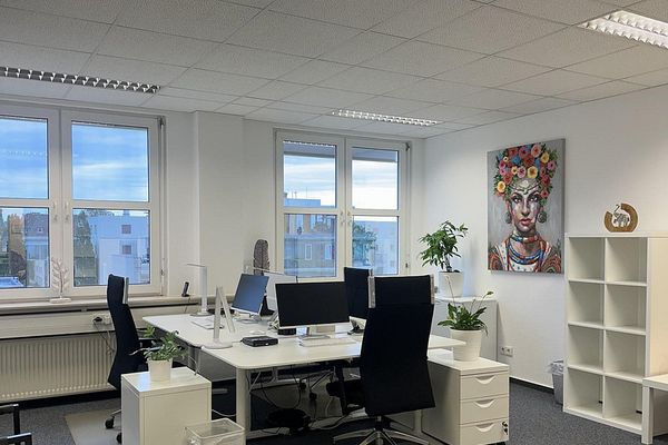 Bürofläche (262 m²) im Hannover - Ganze Etage/einzelne Teilflächen provisionsfrei & möbliert
