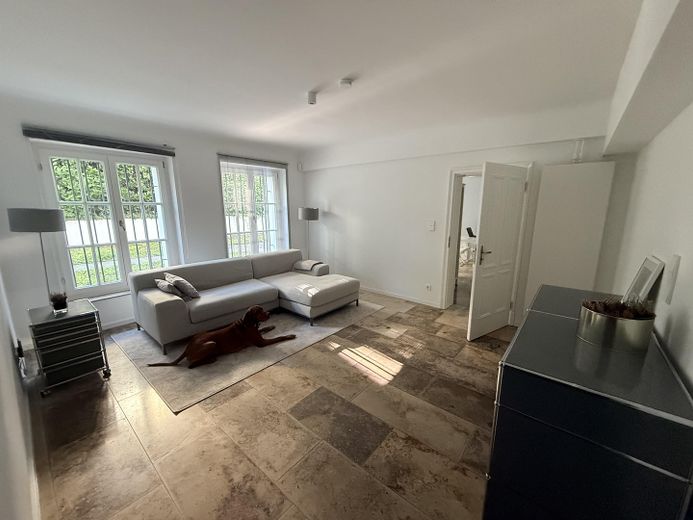 Möblierte Wohnung in historischer Villa mit exklusiver Lage an der Kölner Riviera – Foto 6