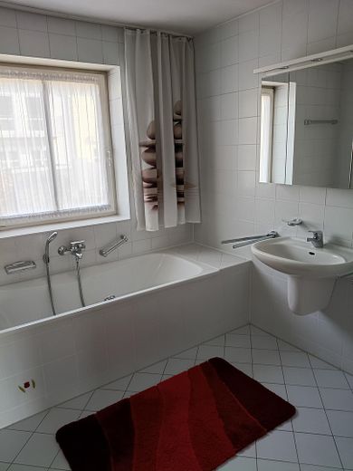 Provisionsfrei von privat, sofort frei! Gepflegtes, helles RMH in guter Lage in Hohenkammer – Foto 2