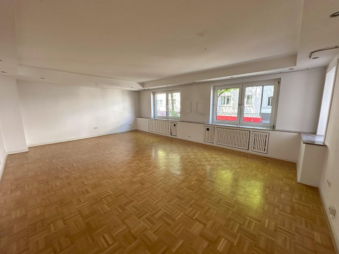 4-Zimmer-Wohnung im 1. OG mit Balkon – Mitten in Rüttenscheid – Foto 5
