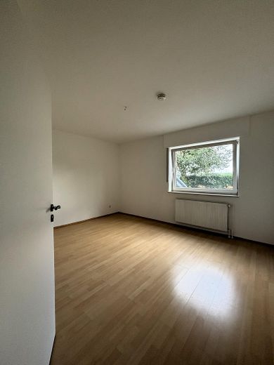 Helle 3-Zimmer-EG-Wohnung mit Terrasse und großem Garten – 48366 Laer – Schlafzimmer