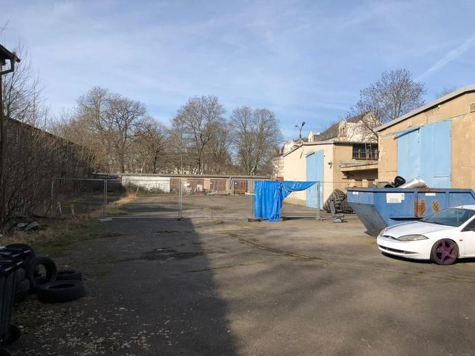 Innerstädtische Baugrundstück - Geschoßwohnungsbau - Wohnen - mit Altbestand – Bild 4