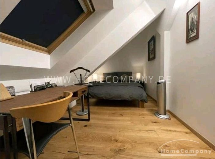 26130 HomeCompany Dresden Gemeubileerd/Gemeubileerd 2-kamerappartement op de bovenste verdieping in Dresden-Blasewitz max. 2 personen – 2155cc448d043ca24ad32d1531d15d5c258715f8.jpg