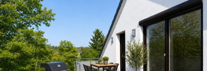 Andere haben Balkone- Sie bekommen ein Wohnzimmer im Freien