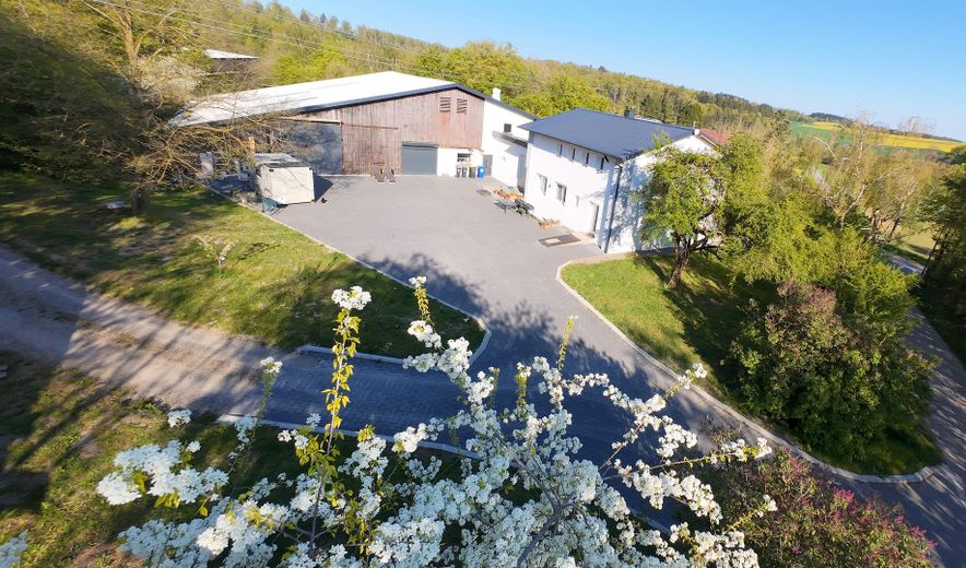 Domaine rural isolé avec infrastructure autonome – 4 ha, fonctionnement en îlot, autosuffisance | Sans agent immobilier – Photo 1