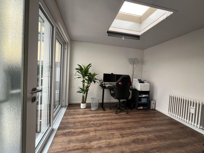 Büro/Schlafzimmer