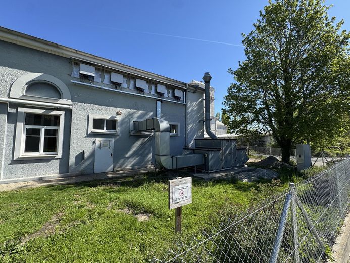 Robuste Industriehalle für Lager, Produktion, Gewerbe – Gartenbereich Süd 2