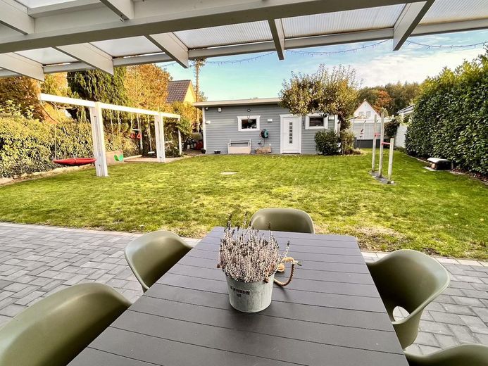 Garten v Terrasse