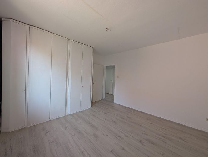 Altencelle’de idil: 1200qm üzerinde havuzlu müstakil ev – Kinderschlafzimmer