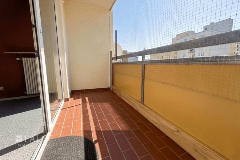 Jetzt provisionsfrei sichern: Ideal für Anleger und Eigennutzer 2-Zimmer Wohnung inkl. Stellplatz – Balkon
