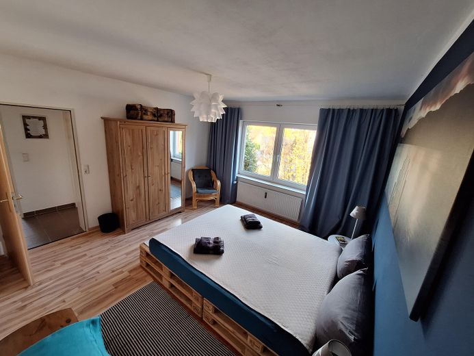 بيت لأسرتين للبيع بدون عمولة في Bleckede OT Alt Garge – Schlafzimmer OG