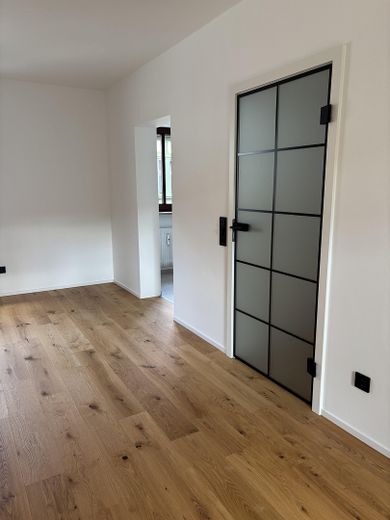 2-Zimmerwohnung frisch saniert Innenstadt Gerolzhofen ab sofort bezugsbereit – Foto 5