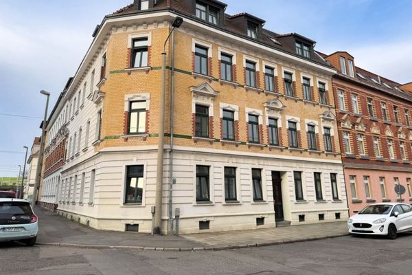 Attractive investment: Rented 2-room attic apartment in a listed historic building
