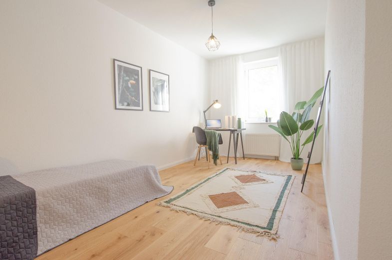 **Sofort Bezugsfrei** Lichtdurchflutete 3-Raumwohnung im Leipziger Westen – Arbeitszimmer