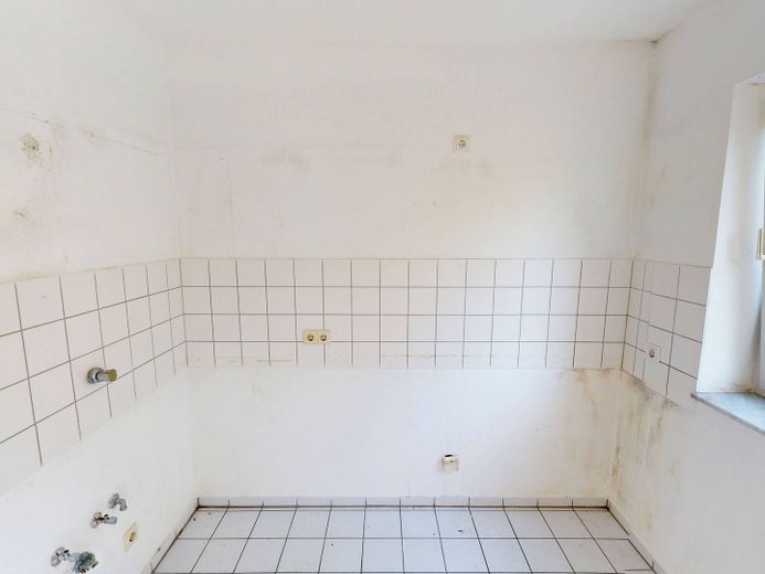 Großzügig gestaltete 3-Zi.-Whg. mit sonnigem BALKON in Troisdorf-Spich – Küche
