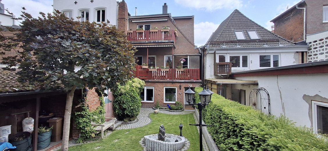Glückstadt Zentrum Wohn u. Geschäftshaus provisionsfrei – Rückwärtige Ansicht m. Garten