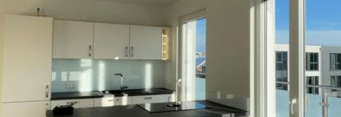 Penthouse mit Stellplatz, Außenrolläden, Aufzug