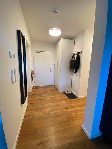 Neuwertige 3-Zimmer-Eigentumswohnung in Straubing – Flur