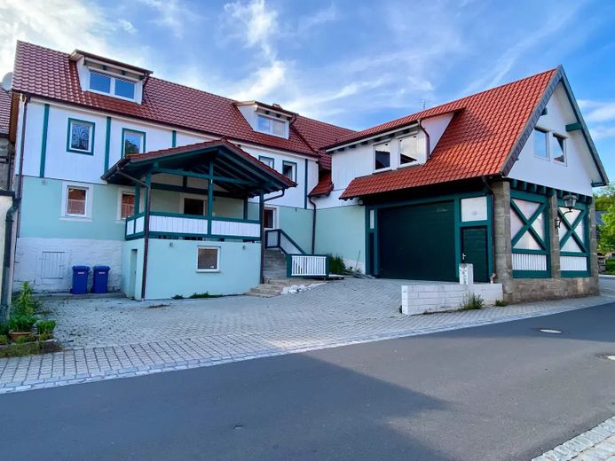 Kirchlauter-Neubrunn, Appartementhaus – Foto 1
