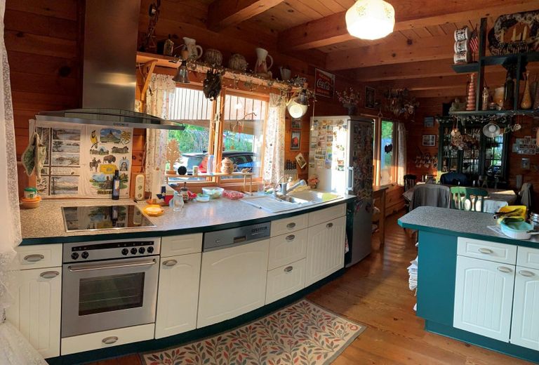 freistehendes Einfamilien, Vollholzhaus, kanadisches Blockhaus ökologische Bauweise, sehr gepflegt – Foto 21
