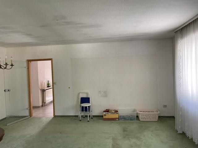 Casa unifamiliare in prefabbricato con 2 appartamenti accessori – Wohnung EG Wohnen 