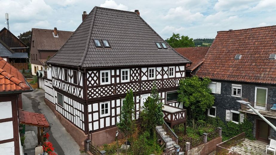 Stattliches Fachwerk-Juwel des 18. Jahrhunderts in Marktzeuln - 375 m² Potenzial für Denkmalliebhaber &amp; Investoren! – Objektansicht