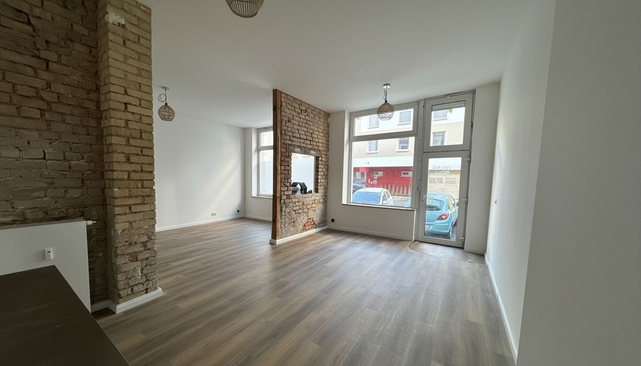 Südvorstadt — кафе, офіс або студія площею 60 м² із торговою залою та складом – Offenes Raumkonzept 