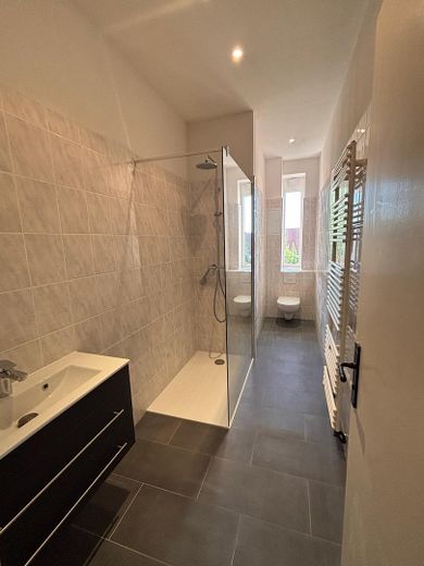 2-Zimmer-Altbauwohnung in Neubauqualität – Bad