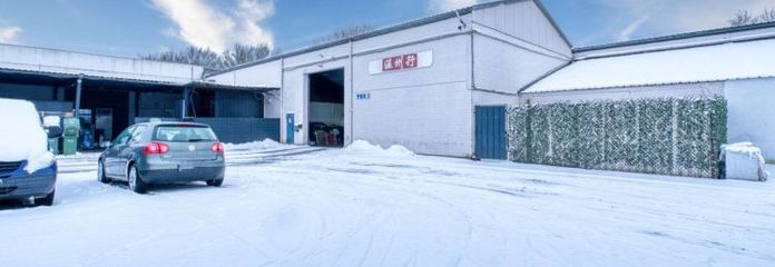 Großzügige Kalthalle mit 1.634 m², 6,5 m Höhe, neuem Dach & 40t-LKW-Anlieferung