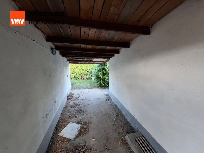 Durchgang zum Garten
