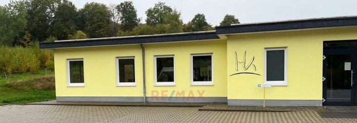 Modernes, hochwertiges Gewerbegebäude mit bester Energieeffizienzklasse A+
