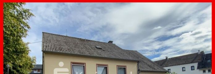 Einfamilienhaus mit Nebengebäude und schönem Grundstück