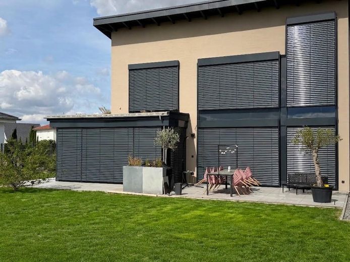 Mönchstockheim Architektenhaus - trifft auf grenzenlose Aussicht – Ansicht_Garten 