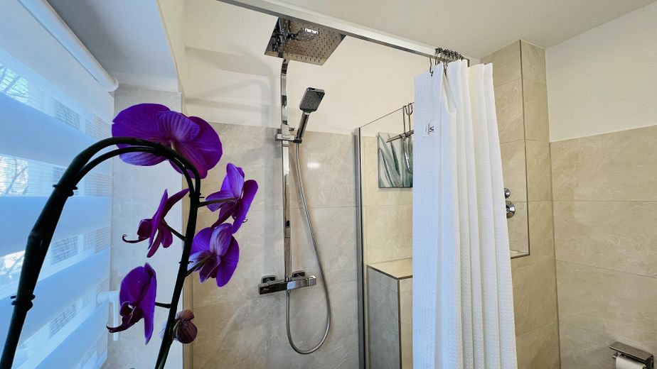  Badezimmer1