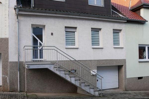 Casa a schiera unifamiliare completamente ristrutturata con terrazza e giardino, entrare - sentirsi bene - Saarbrücken-Herrensohr