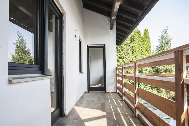 Erstbezug nach Sanierung: Helle 97 m² Wohnung mit Südbalkon, Garten, Kellerraum und Garage – फोटो 15