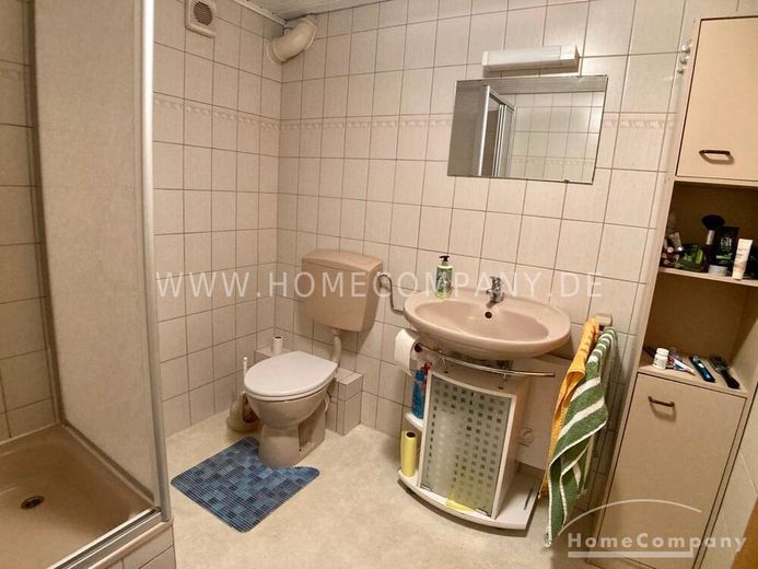 2 Zi.Whg., möbliert – a846d3a1843e32119b96480fe8832ca5433657d1.jpg