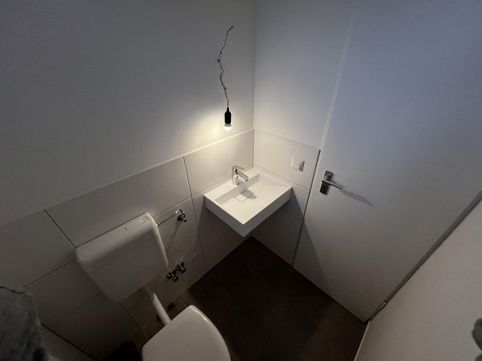 Zentral & grün: 3-Zimmer-Wohnung mit Garten & EBK in Hehlentor – Gästebad