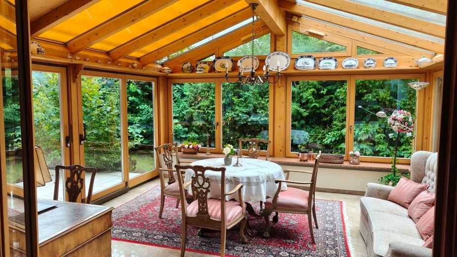 Luxuriöses Loft mit Terrasse und eigenem Garten, ideal für 2 Personen, zentrumsnah – Wintergarten
