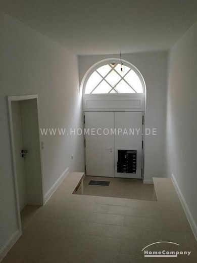 Nette 2 ZKB Wohnung im Herzen Alt Saarbrückens – 87dfa0d8505c293887ae232dabda1e01c320693f.jpg