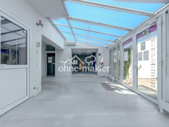 Büro + Werkstatt + Showroom | Glaseingang | ab 393 m² bis 700 m² | sofort! Kostenlose Werbefläche! – फोटो 1