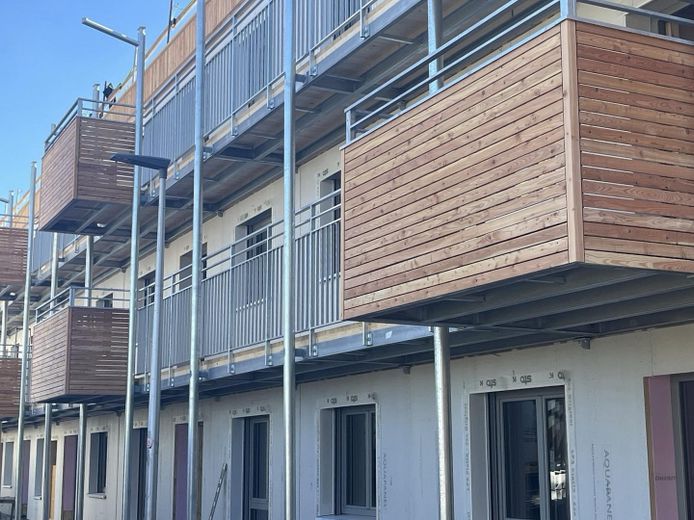 3-Zimmer-Eigentumswohnung in neuem Holzhaus: WohnGut-Erlangen – Fotoğraf 10