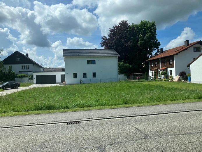 Baugrundstück 650 QM für EFH oder DHH, ohne Bauzwang, provisionsfrei – Foto 1