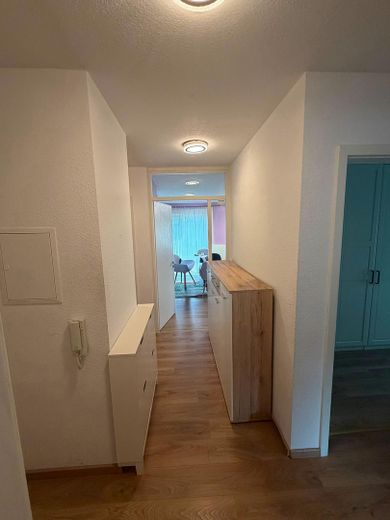 Esclusivo appartamento di 4 locali con ampia terrazza, balcone e posto auto nel parcheggio sotterraneo in posizione privilegiata – Foto 7