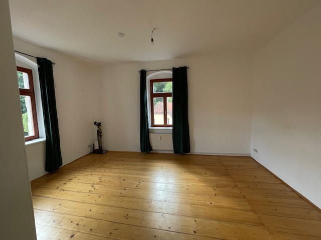 Tharandt près de Dresde - ancien bureau de poste impérial à rénover entièrement - appartement de 6 pièces à l'étage, 2 salles de bains, 2e étage – Wohnzimmer 