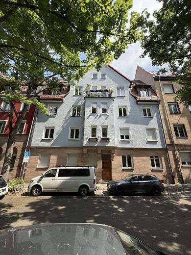 Immediate occupancy available: beautiful, renovated 3-room apartment in a great location! – Außenansicht