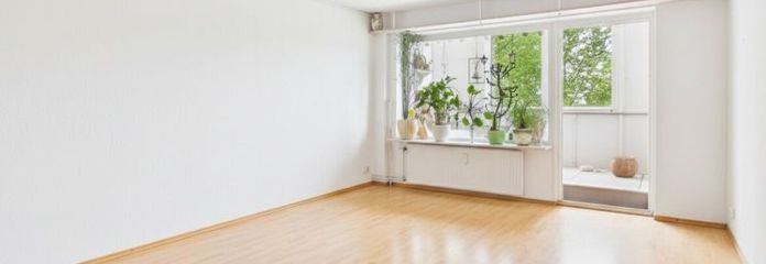 Preisänderung - Helle Wohnung, zwei Loggien, freier Blick ins Grüne – Wohnen nahe Schlosspark Husum