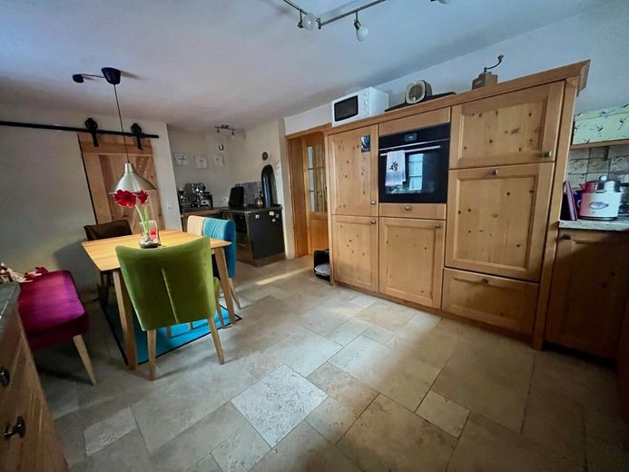 Familienfreundliches, energieeffizientes Wohnhaus mit Holzanbau, PV &amp; Wärmepumpe – Gemünden - 22