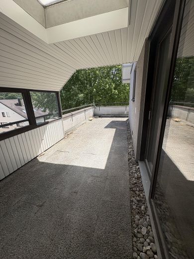 Sanierte 3-Zimmer Penthousewohnung in Neckarsulm – Terrasse 